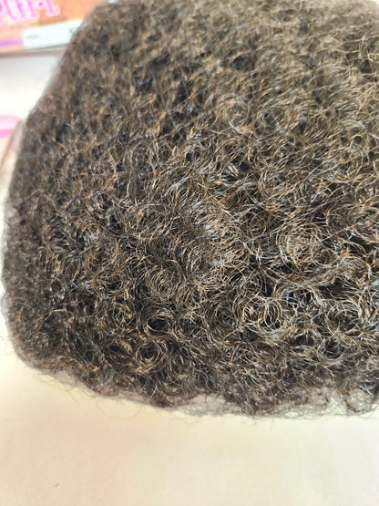 Afro-Puff Drawstring Bun (Close-up)