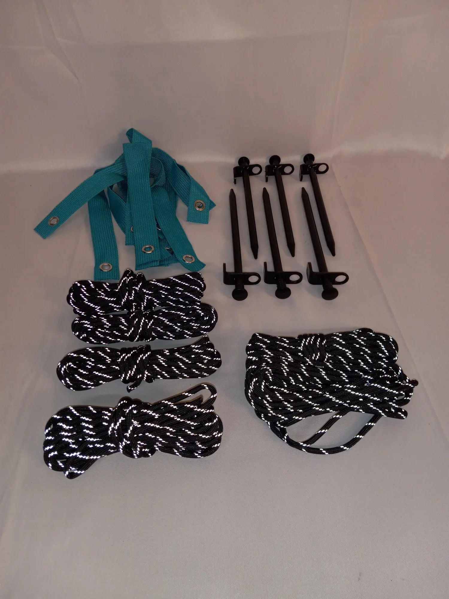 18 Pc Heavy Duty Steel Tree Stake Kit