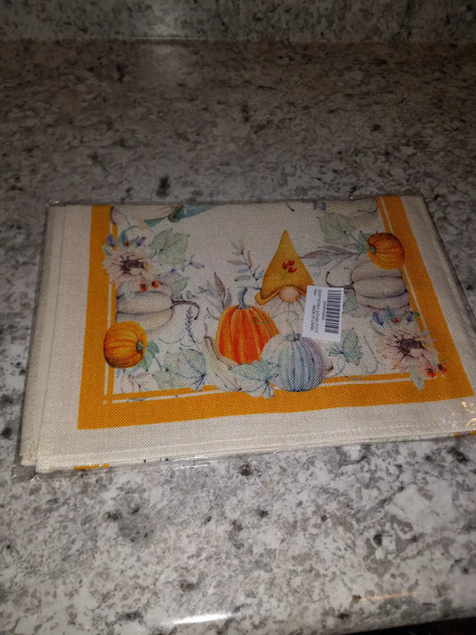 Gnome Table Runner, orange