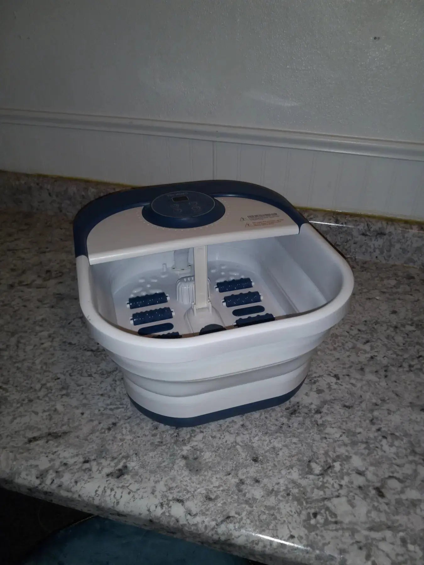 Collapsible Foot Bath/Massager, model TEN-08